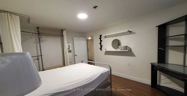 32 Shandon Drive, Toronto E04