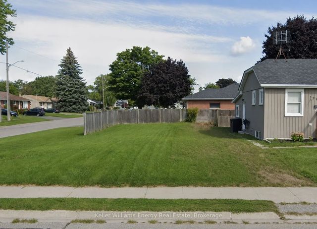 336 Annapolis Avenue, Oshawa