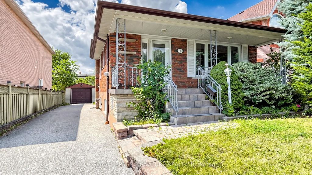 146 Maybourne Avenue, Toronto E04