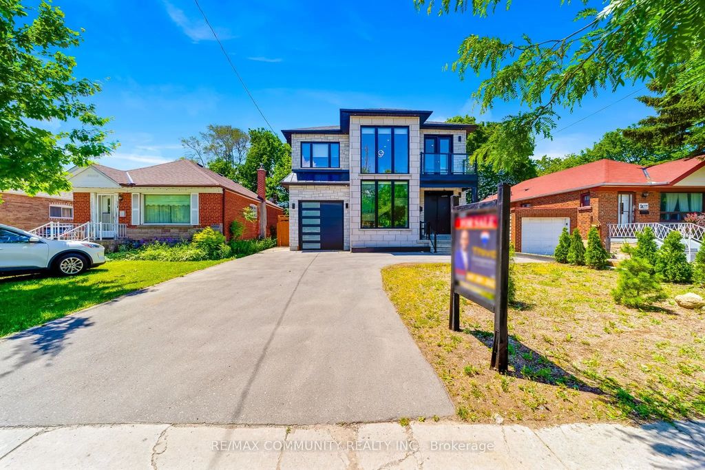 856 Kennedy Road, Toronto E04