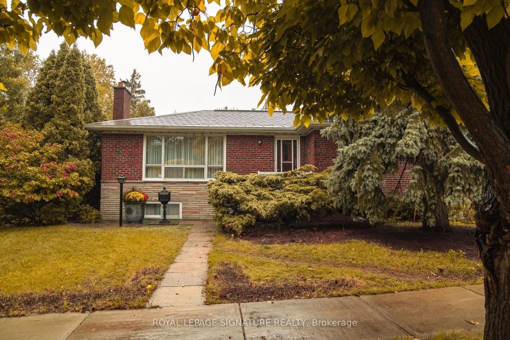 2 Brantwood Drive, Toronto E09