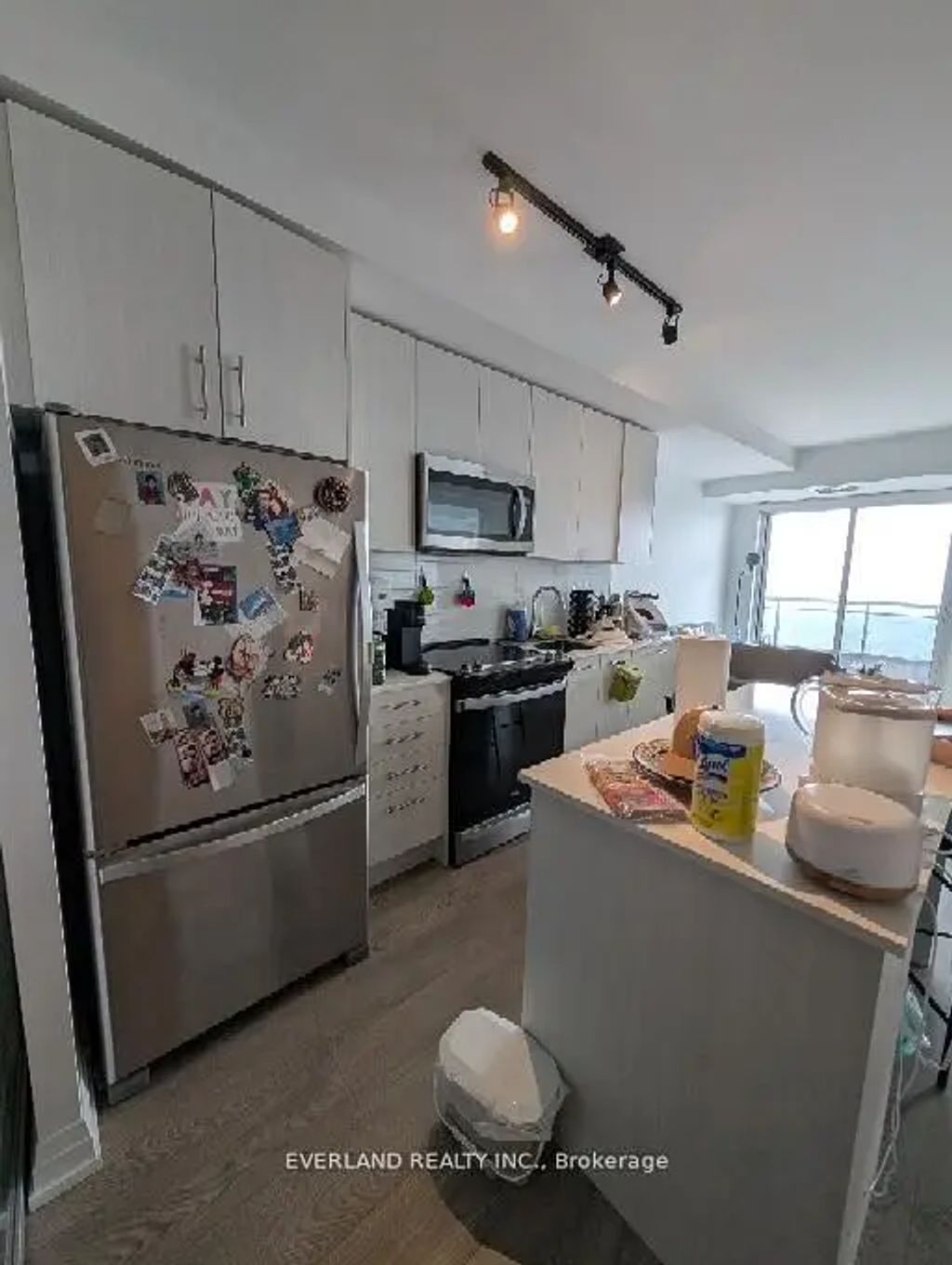 286 Main Street 1410, Toronto E02