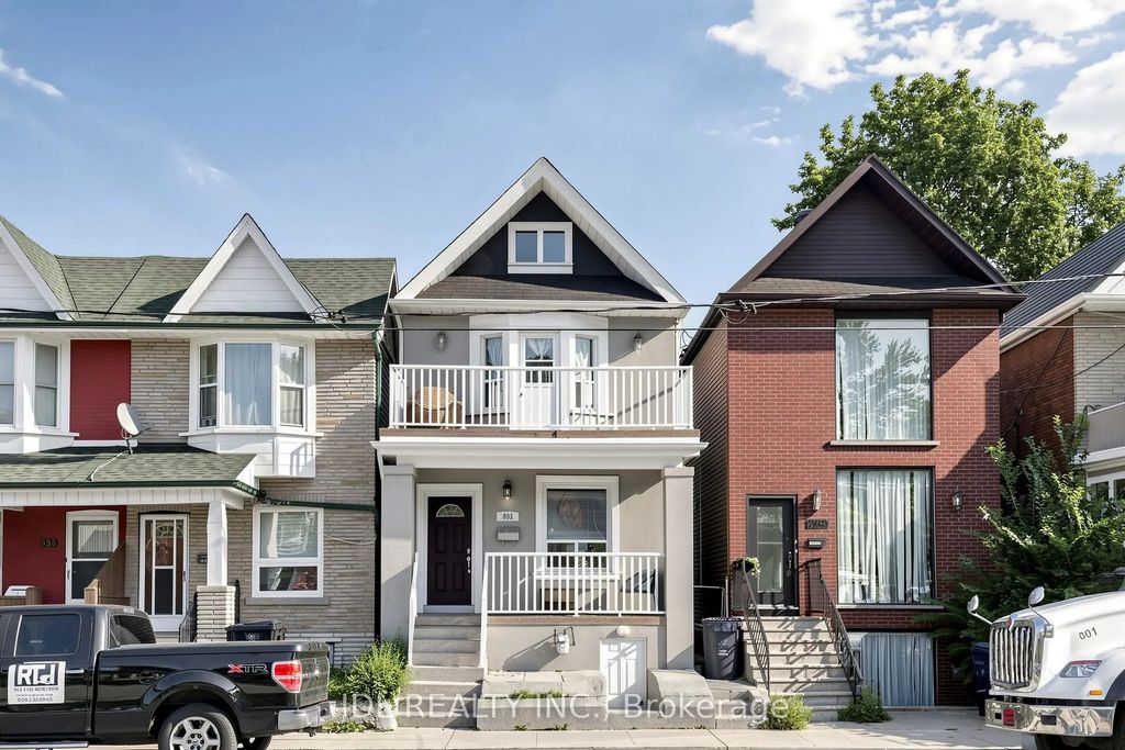 831 Pape Avenue, Toronto E03