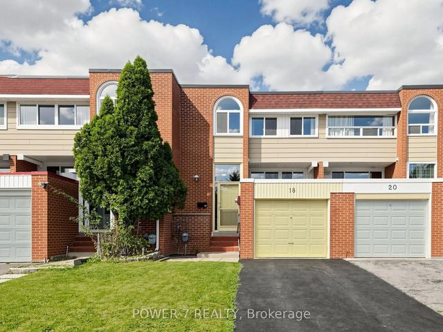 18 Sprucewood Court, Toronto E05