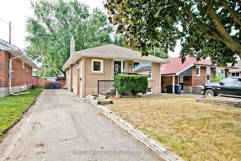 25 Joanna Drive, Toronto E04