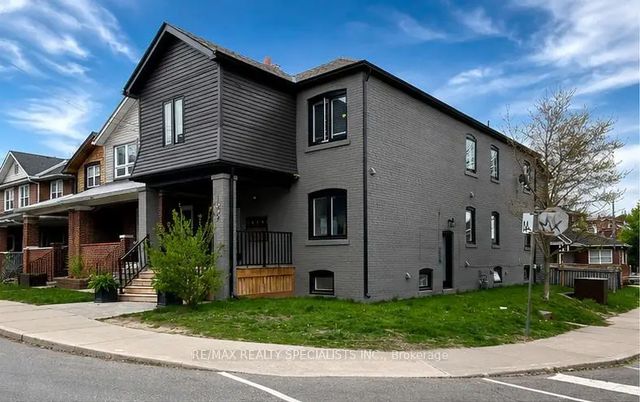 1659 Gerrard Street E, Toronto E02
