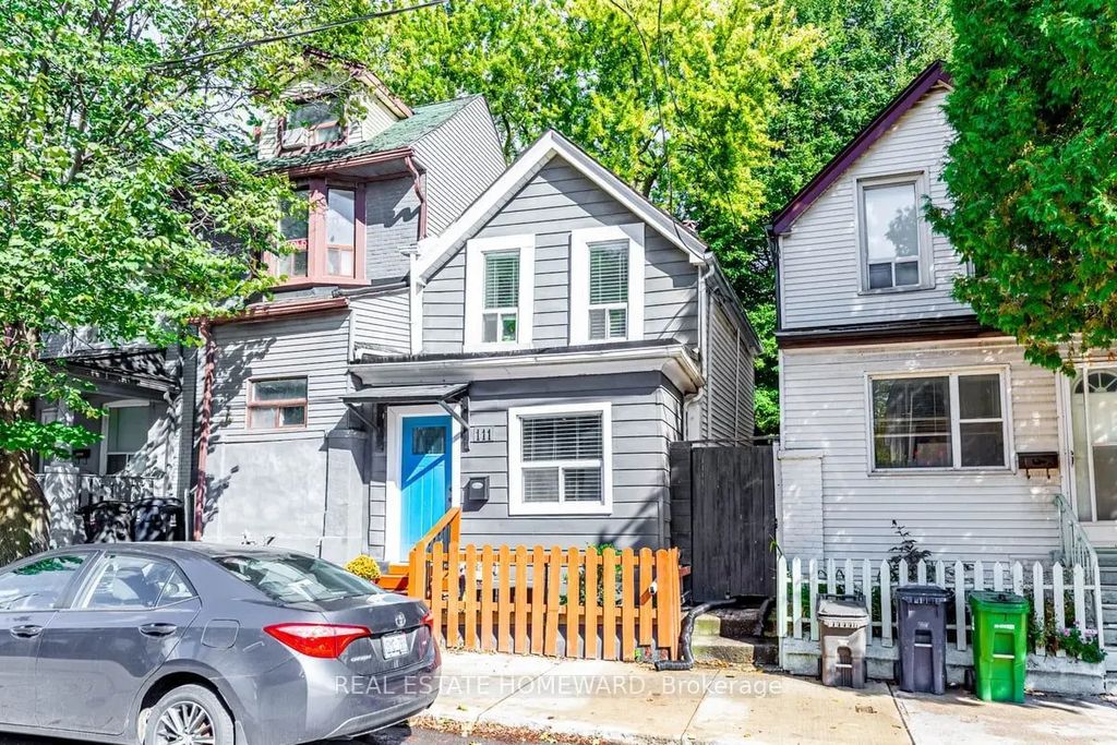 111 Jones Avenue, Toronto E01