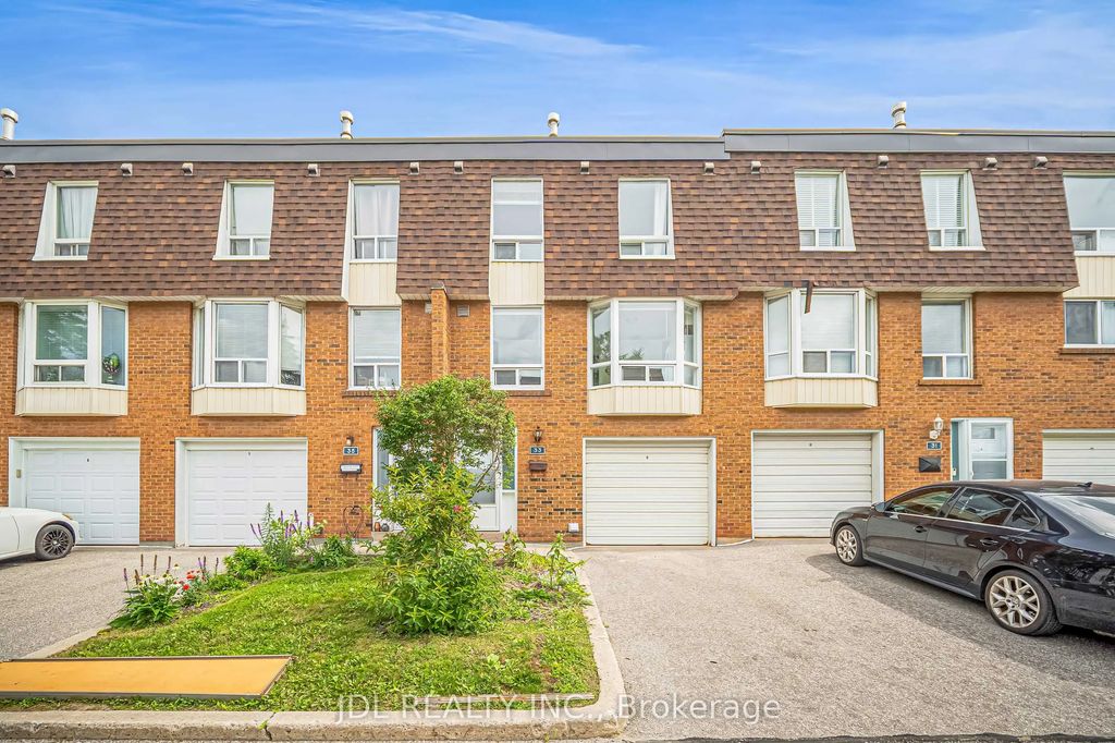 100 Bridletowne Circle 33, Toronto E05