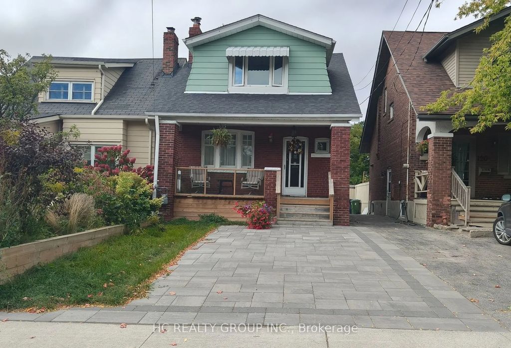 118 Courcelette Road, Toronto E06
