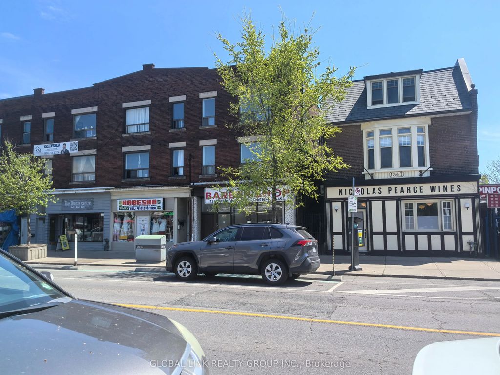 1346 Danforth Avenue, Toronto E03
