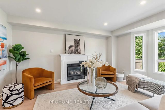 78 Ashbury Boulevard, Ajax