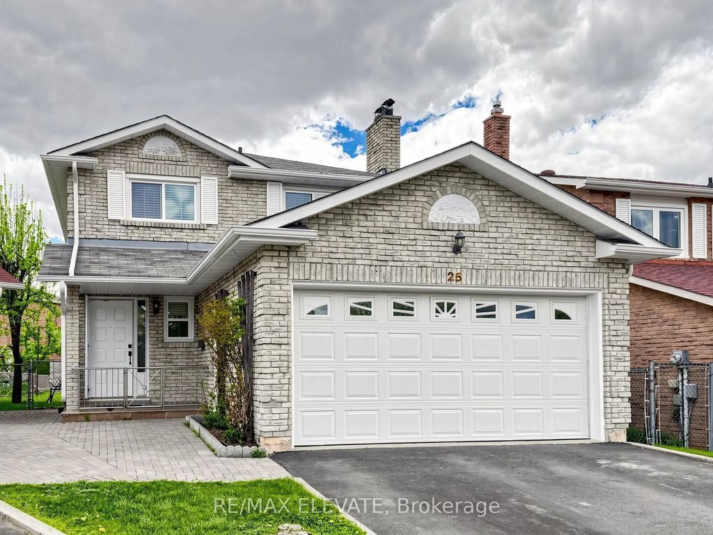 25 Bethany Leigh Drive, Toronto E07