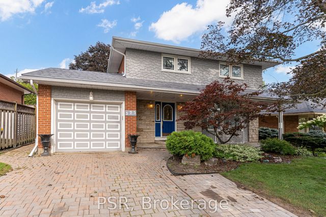 375 Inverness Drive, Oshawa