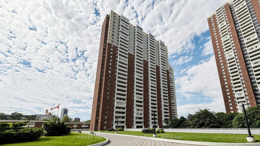 1 Massey Square 2312, Toronto E03