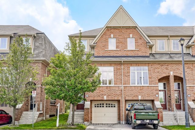 28 Burtonbury Lane, Ajax