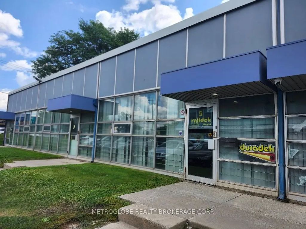 2220 Midland Avenue 3ap & 5ap, Toronto E04