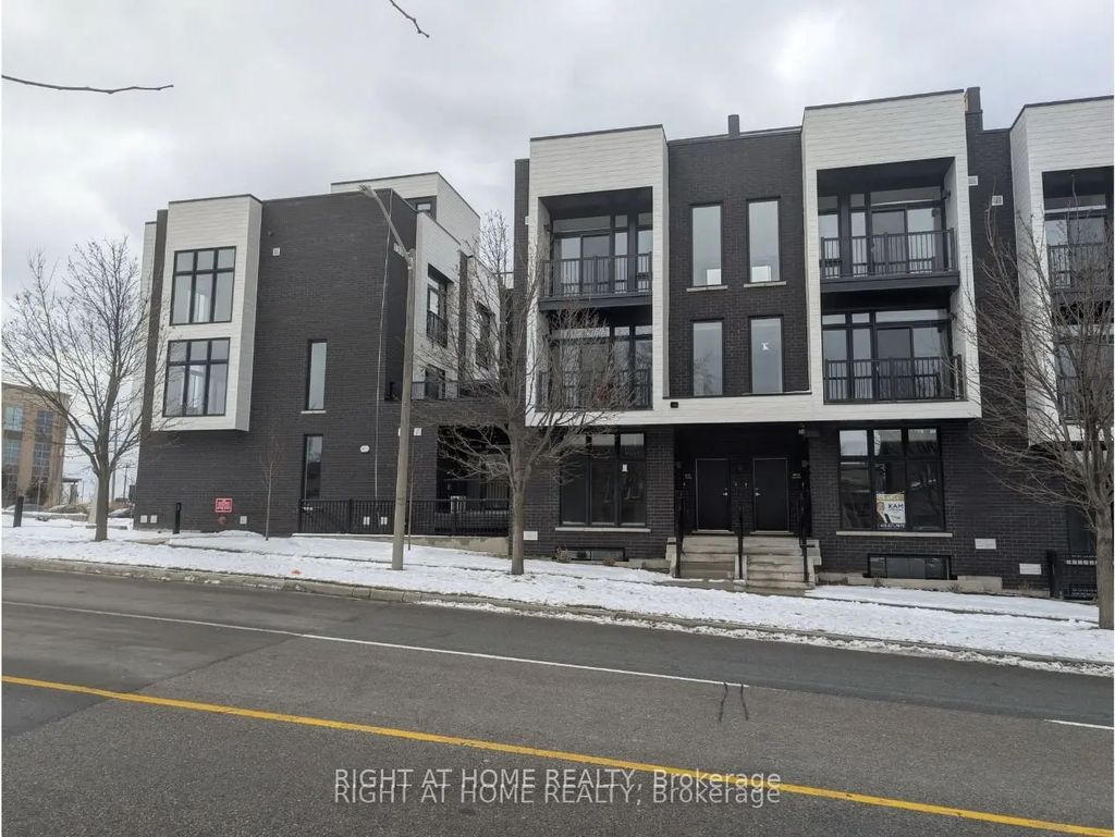 188 Angus Drive 19, Ajax