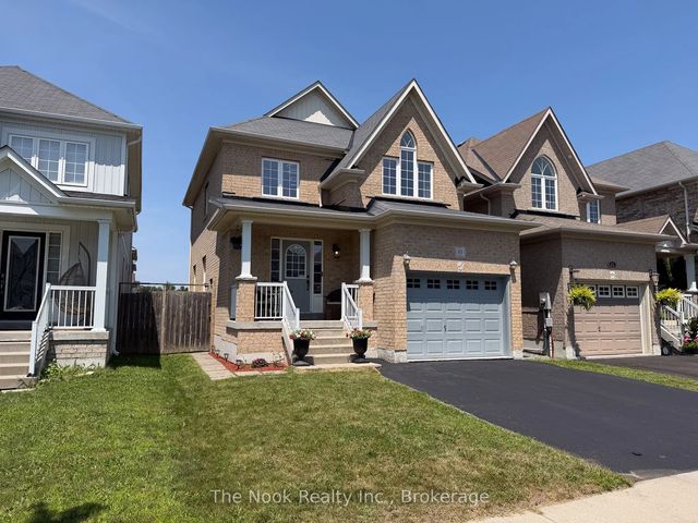 10 Broome Avenue, Clarington