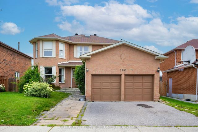 1951 Rosebank Road, Pickering