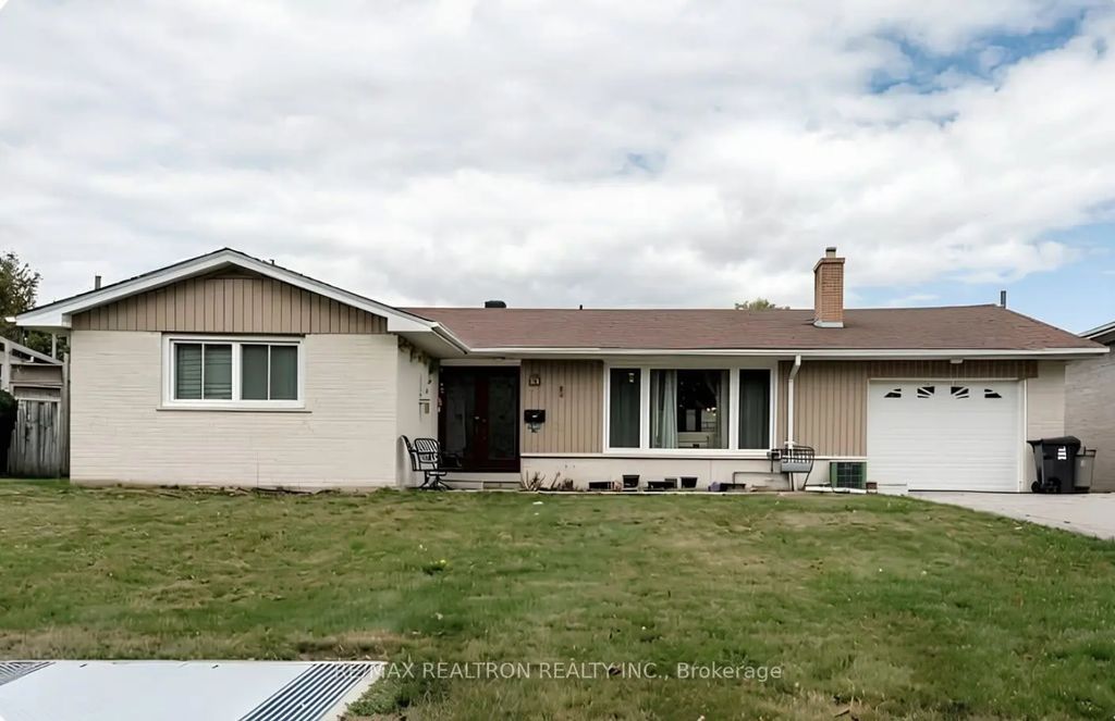 40 Toynbee Trail, Toronto E08