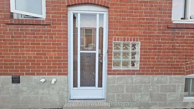 32 Frey Crescent Basement, Toronto E04