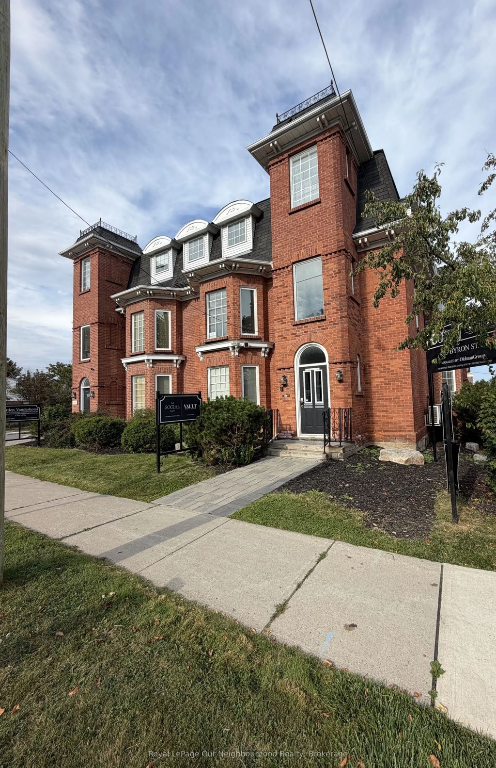 213 Byron Street S 102, Whitby