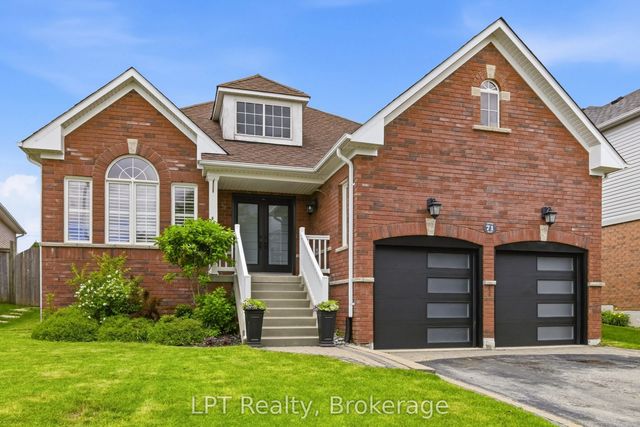 71 Laprade Square, Clarington