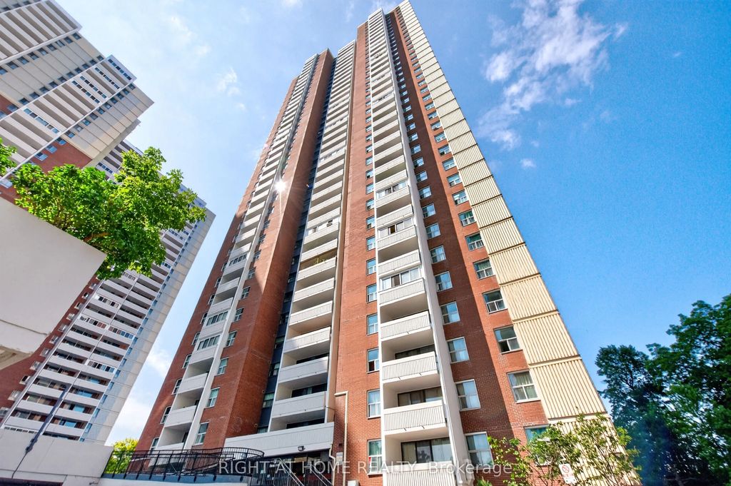 3 Massey Square 2407, Toronto E03