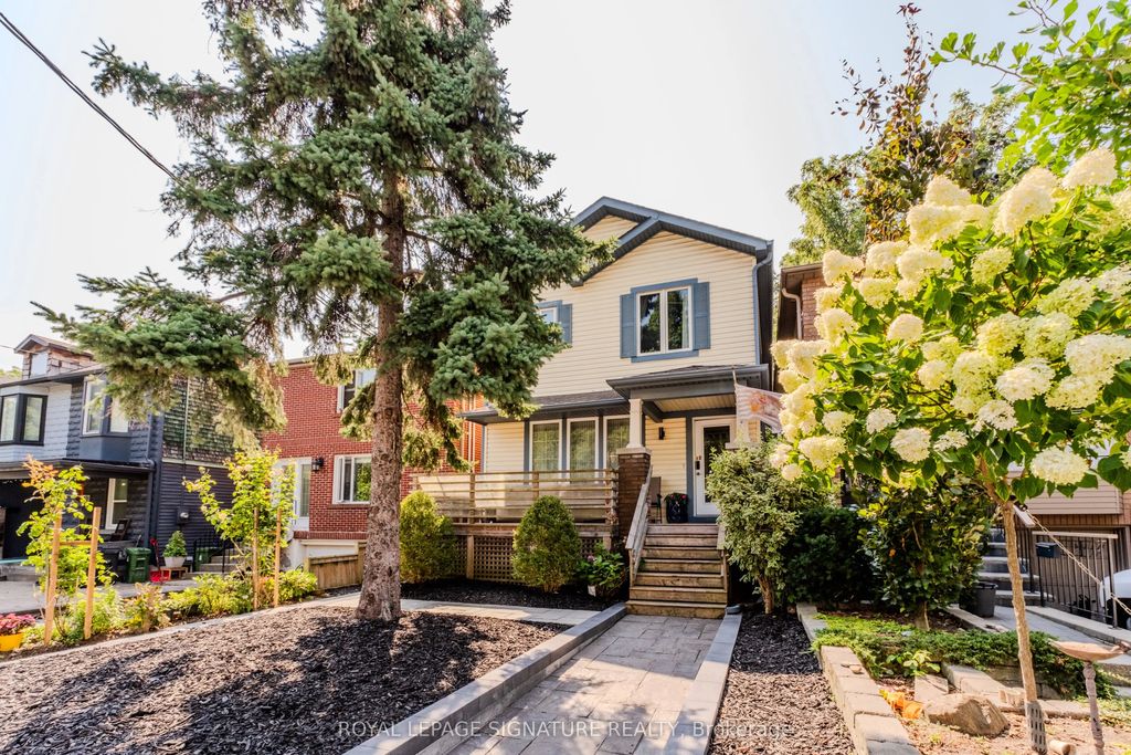 15 Battenberg Avenue, Toronto E02
