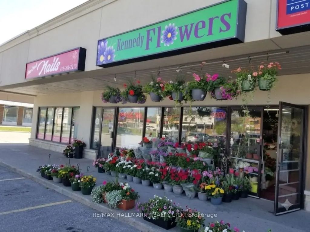 2373 Kingston Road, Toronto E06