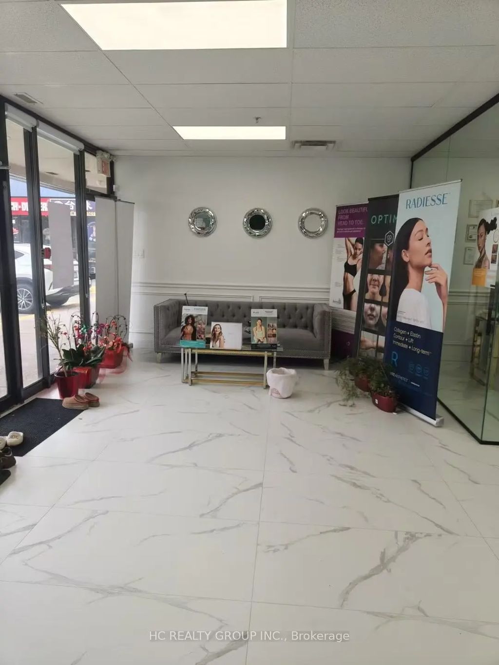 2590 Birchmount Road, Toronto E05