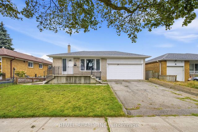 17 Amberjack Boulevard, Toronto E09