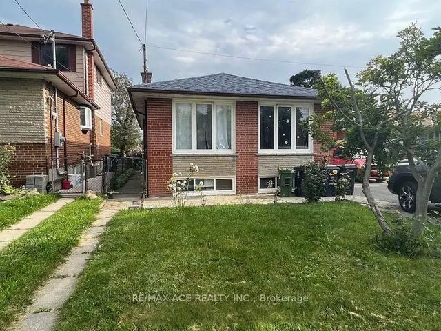 5 Danmary Road E Bsmt, Toronto E08
