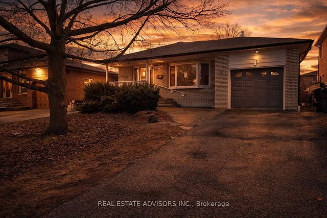 87 Euclid Avenue, Toronto E10