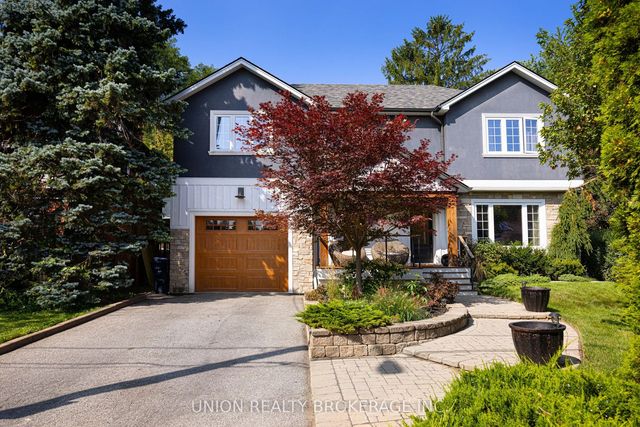 38 Scarborough Heights Boulevard, Toronto E08