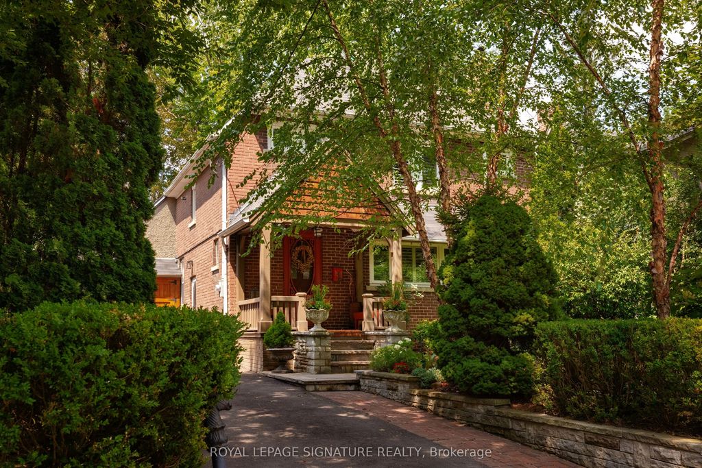 30 Kelsonia Avenue, Toronto E08