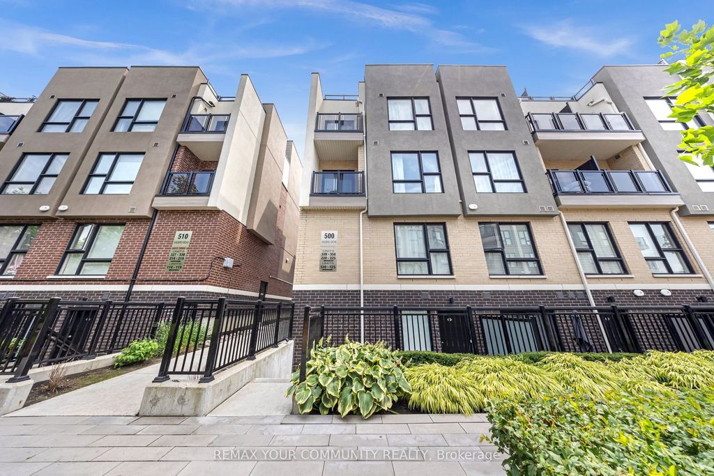 500 Kingbird Grove 120, Toronto E11