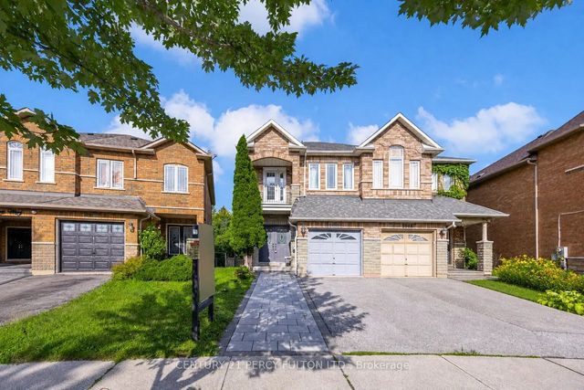 1990 Treetop Way, Pickering