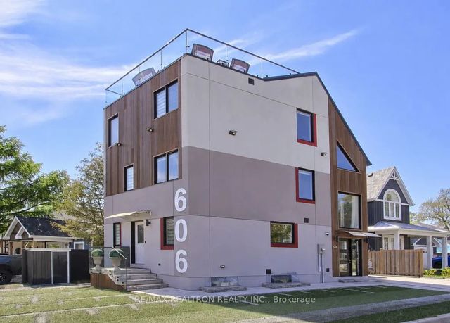 606 Annland Street, Pickering