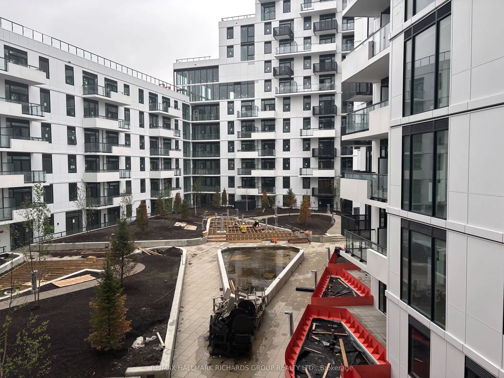 1050 Eastern Avenue 535, Toronto E02