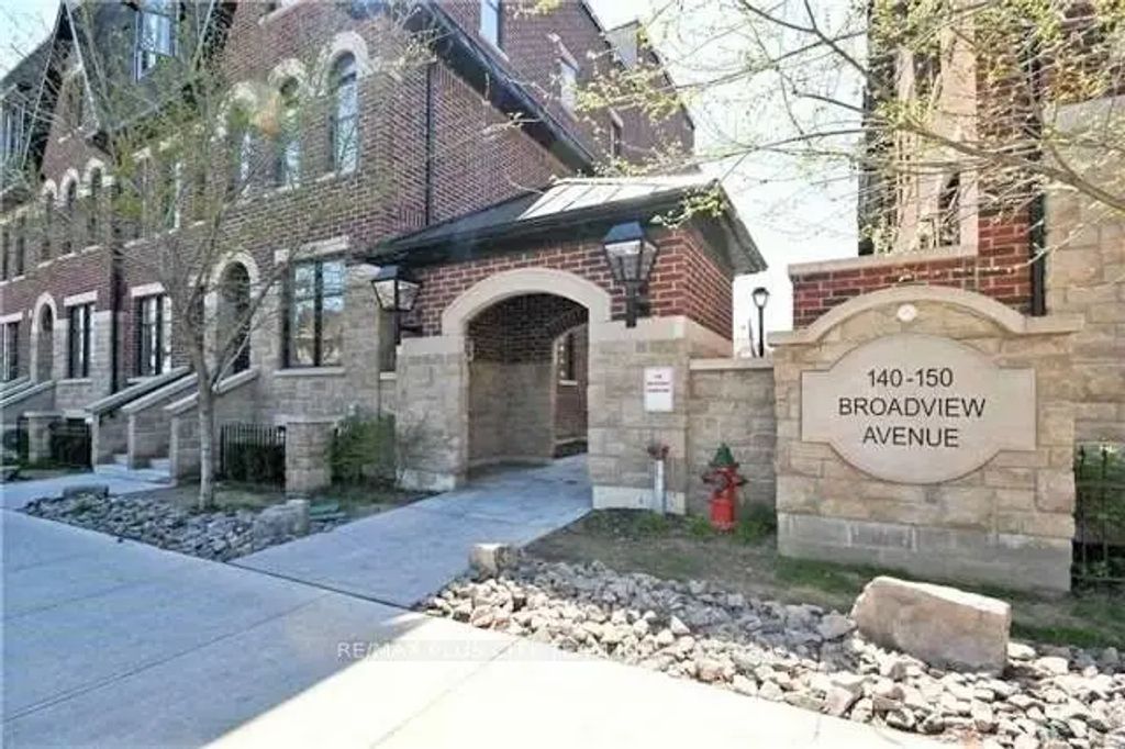140 Broadview Avenue 34, Toronto E01
