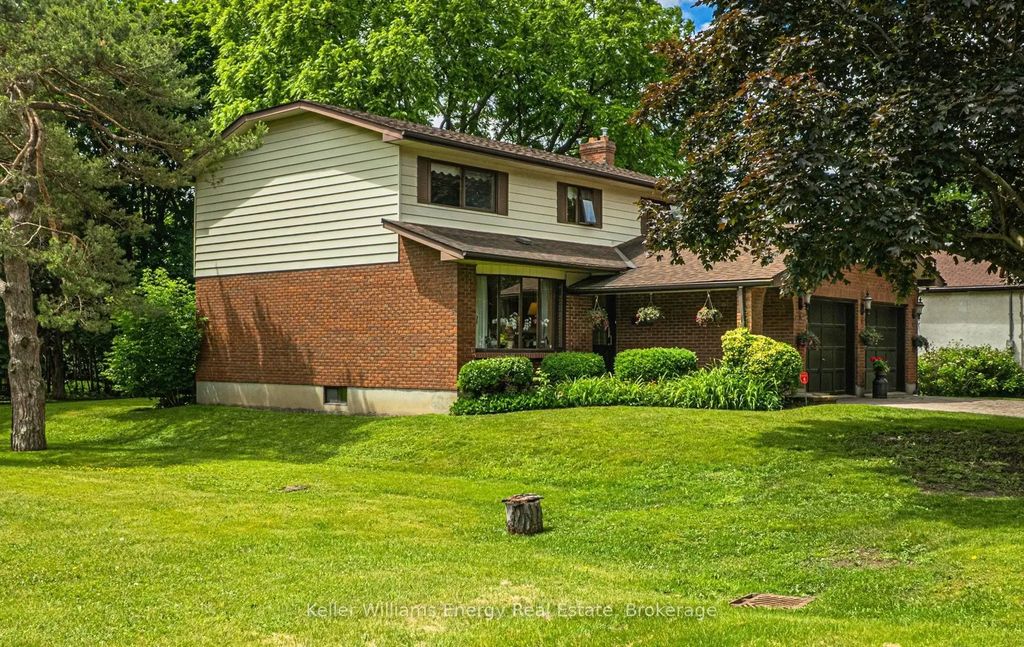 409 Gilbert Street E, Whitby