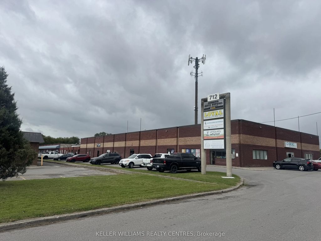 712 Wilson Road S 18/19a, Oshawa