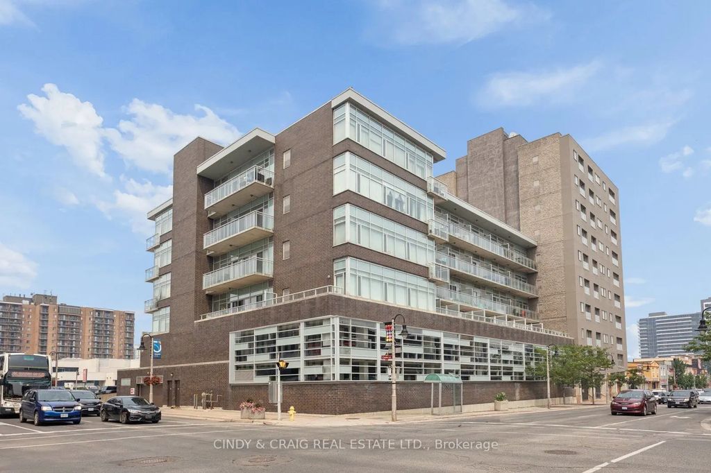 44 Bond Street W 305, Oshawa