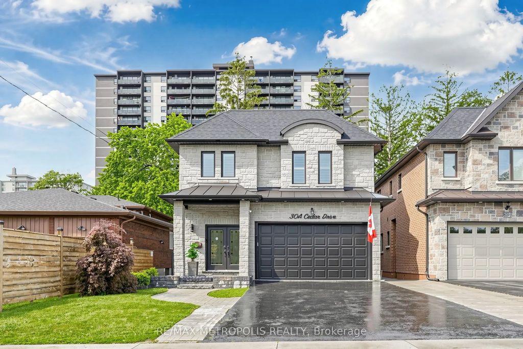 30a Cedar Drive, Toronto E08