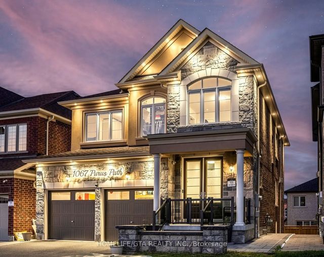 1067 Purus Path, Pickering