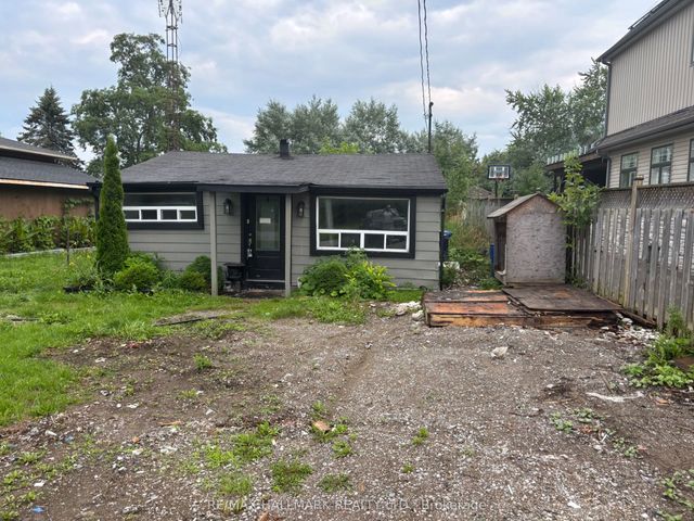 51 Range Road, Ajax