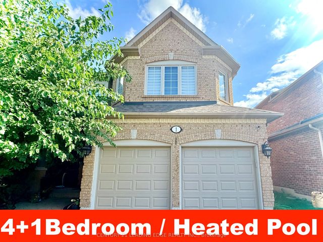 1 Castle Green Drive, Whitby