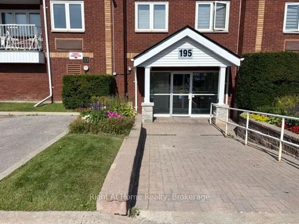 195 Lake Driveway N/a W 310, Ajax