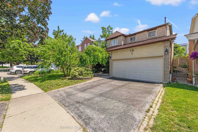 5 Plowman Drive, Ajax